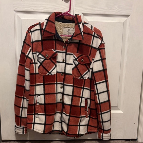 Sage Collective Tops - Plaid Button Down Shirt - Red and White